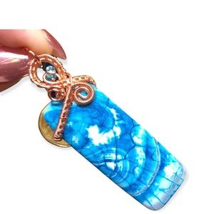 💕Hand wrapped stone pendant artisan- bright blue!